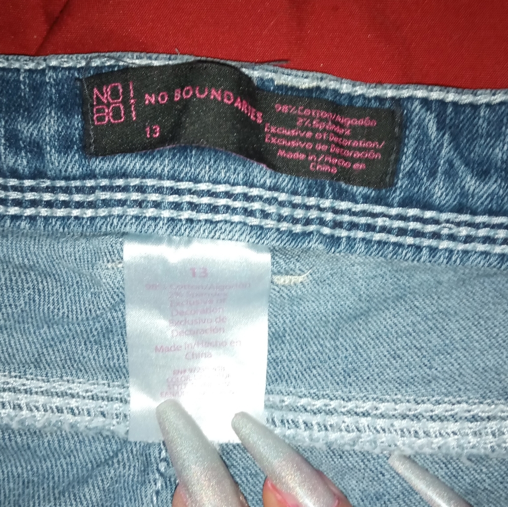 Capris - Picture 2 of 4